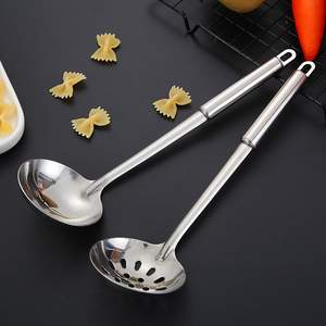 نوعية جيدة بالجملة أواني المطبخ مغرفة حساء سلك مقشدة - Product Image 2