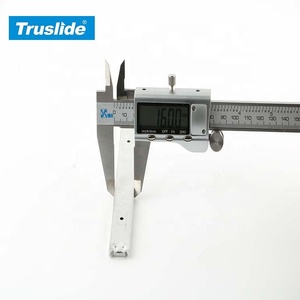 <span class=keywords><strong>Rail</strong></span> de glissière d'armoire à roulement à billes de faible puissance d'alliage d'aluminium de 16mm pour des meubles - Product Image 5