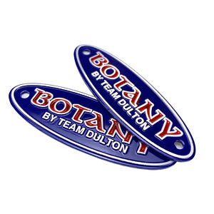 Hochwertige benutzerdefinierte 2-Loch-Markenlogo-Kleidung aus Metall für die Dekoration - Product Image 1