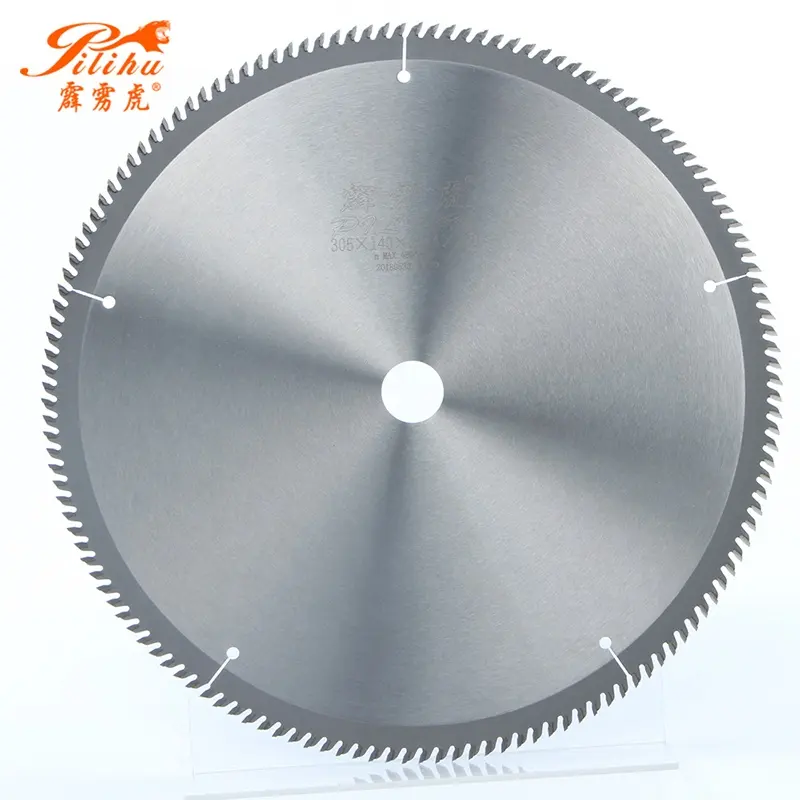 405 × 2.4 × 25.4 × 160t Tungsten Saw Blade Bamboo Cutting Blade