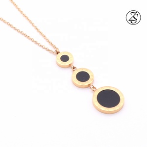 Collar de Moda con Colgante de Acero Inoxidable Dorado para Mujer, Joyería Hecha en China, Collar de Estilo Minimalista Personalizado al por Mayor - Product Image 2