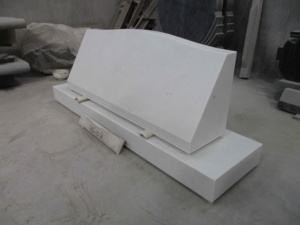 Único diseño Simple cementerio lápida blanca se inclina <span class=keywords><strong>la</strong></span> <span class=keywords><strong>tumba</strong></span> de piedra de mármol - Product Image 2
