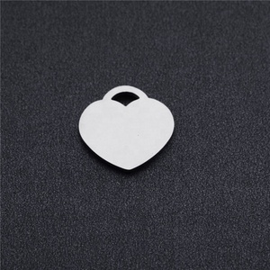 En gros personnalisé gravé bijoux accessoires diamant coeur <span class=keywords><strong>pendentifs</strong></span> - Product Image 5