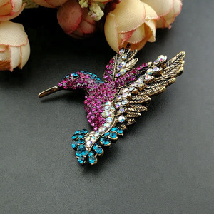 Antiguo de diamantes de imitación de oro pájaro colibrí broches Pin - Product Image 2