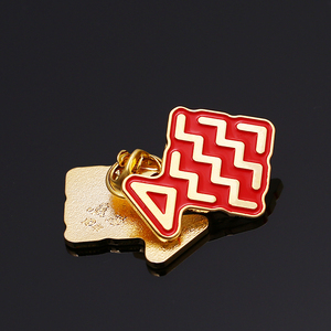 Personalizado chapado en oro pez <span class=keywords><strong>rojo</strong></span>, pin de solapa de esmalte - Product Image 6