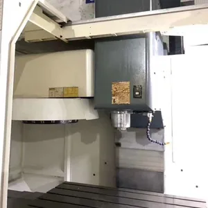 Tayvan Yüksek Hızlı FANUC denetleyici dikey öğütme Makinesi cnc işleme makinesi