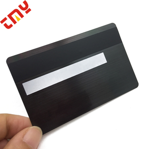 Carte <span class=keywords><strong>di</strong></span> <span class=keywords><strong>Credito</strong></span> in Metallo Personalizzate, Formato Standard, Economiche, Nere, con Chip EMV e Design Personalizzato - Product Image 4