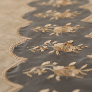 <span class=keywords><strong>Nappe</strong></span> florale brodée en <span class=keywords><strong>polyester</strong></span> pour mariage, maison et hôtel – Technique tissée à prix réduit - Product Image 3