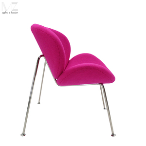 Kursi Santai Gaya Modern Ruang Tamu Mebel Desain Baru Kain Kursi Santai Irisan Oranye dengan Kaki Baja Nirkarat - Product Image 4