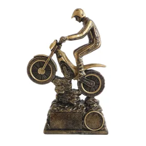 שרף מנוע ספורט מגניב אופנוען פיסול מנוע מירוץ פרסים גביע