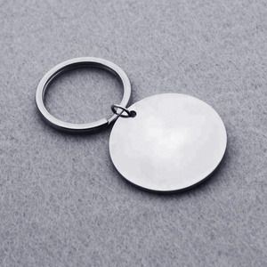 Commercio all'ingrosso In Acciaio Inox Regalo di Laurea Bussola Portachiavi L'<span class=keywords><strong>avventura</strong></span> Inizia dell'anello Chiave Migliore Amico Regalo