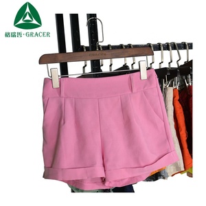Dames pantalons courts bonne qualité utilisé des vêtements du royaume-uni - Product Image 1