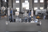 Machine de remplissage et de scellage semi-automatique de cartons à toit en pignon, électrique, haute précision, pour boissons et produits chimiques