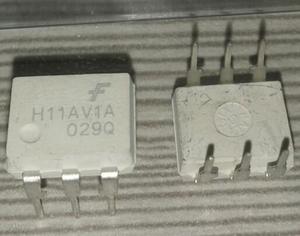 H11AV1A เอาต์พุต Optocoupler 1000-BLKBG 6Pin DIP High Leadform ออปโตอิเล็กทรอนิกส์ - Product Image 2