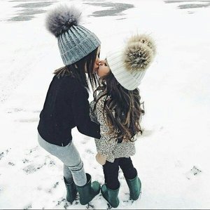 Real fur pom pom winter hat female winter hat - Product Image 6