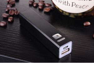 Banco móvil de la energía de la estación <span class=keywords><strong>2000</strong></span> mAh de <span class=keywords><strong>los</strong></span> bancos y cargadores usb móvil fuente de alimentación para todos <span class=keywords><strong>los</strong></span> teléfonos inteligentes - Product Image 4
