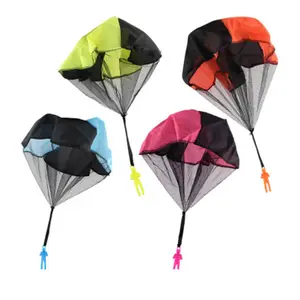 Hand Throwing parachute Mini Solider Outdoor Sport flying Toys educational toys for kids