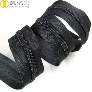 En gros Faite sur commande de Haute Qualité #5 Noir En Nylon À Longue Chaîne Glissière Bobine Rouleau Pour Vente - Product Image 1
