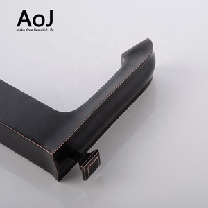 Européenne de luxe du RU Pont Monté Décoration Carré Cascade Salle de Bain En Laiton Lavabo Robinet - Product Image 3
