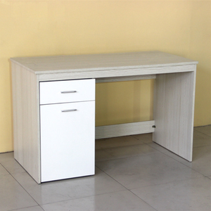 Precio bajo Estilo simple <span class=keywords><strong>MFC</strong></span> Escritorio de oficina Escritorio de mesa de computadora en venta - Product Image 1