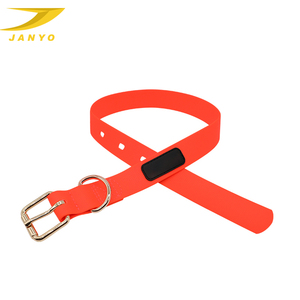<span class=keywords><strong>Collar</strong></span> de perro ajustable de pvc, placa de identificación personalizada de nailon, <span class=keywords><strong>collar</strong></span> de perro rojo con hebilla, nuevo material - Product Image 2