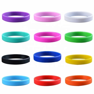 Vendita calda Su Misura della <span class=keywords><strong>Gomma</strong></span> <span class=keywords><strong>di</strong></span> Silicone Wristband del braccialetto del Braccialetto Produttore <span class=keywords><strong>Di</strong></span> Silicone wristband del Braccialetto Personalizzato Il Proprio Logo - Product Image 3