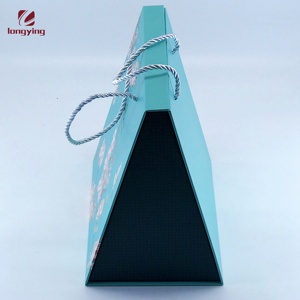 Boite en carton de luxe avec logo personnalisé, nouveau, en forme de triangle, pour emballage de boîte-cadeau de rose, livraison gratuite - Product Image 5