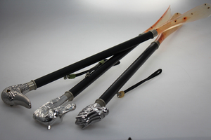 Calzascarpe in Metallo Argentato a Forma di Testa di Cavallo - Product Image 3