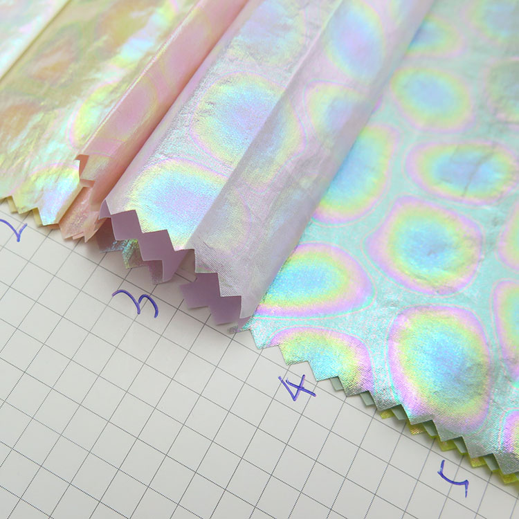 Нейлоновая ветровка с горячим тиснением