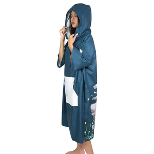 Robe de bain en microfibre à séchage rapide avec motif personnalisé, serviette à capuche, poncho jetable pour les plongeurs et les surfeurs, taille unique - Product Image 4
