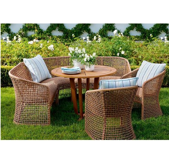 Garden furniture set  outdoor setting  rattan dining table and chairs