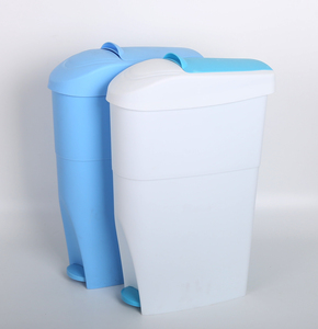 China <strong>Plastic</strong> Foot Pedal Ladies <strong>Bathroom</strong> Sanitary <strong>Bins</strong> - Product Image 5