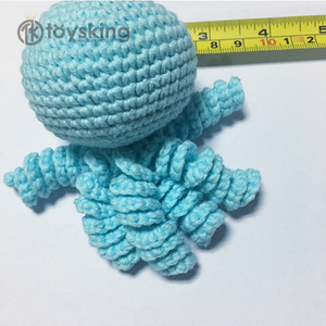 TK 100% GOTS Jouets au crochet en fil de coton biologique avec hochet en fibre de coton biologique pour nouveau-né - Product Image 1