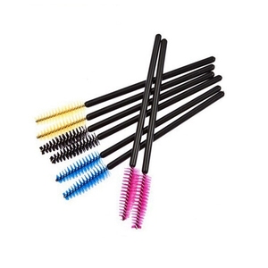Barato al por mayor Multi colores desechable maquillaje herramientas desechables de pestañas cepillos cosméticos - Product Image 4