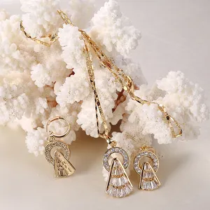 2019 nova moda paris modelos de moda K banhado a ouro brinco colar conjuntos conjuntos de jóias 18