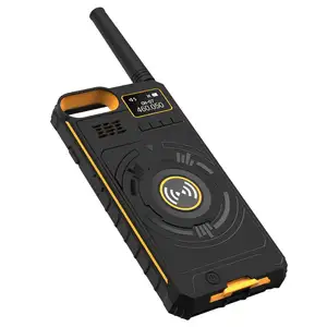 Prezzo di Fabbrica a buon mercato Senza Fili Walkie Talkie 5 km Walkietalkie 400-470 MHz Portatile A Due Vie Radio Cassa Del Telefono Mobile caricatore