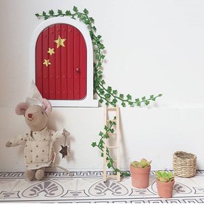 Bán Sỉ Bộ Cửa Nhà Búp Bê Thu Nhỏ Bằng Gỗ Răng Thần Tiên 1:12 - Product Image 1