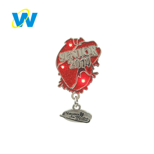 Nach emaille pin glow in <span class=keywords><strong>the</strong></span> dark, glow in <span class=keywords><strong>the</strong></span> dark emaille pin - Product Image 1