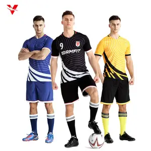 100% Polyester Formation D'équipe D'uniformes de Sports de Football Chemise Shorts Maillots De Football Personnalisés pour Club