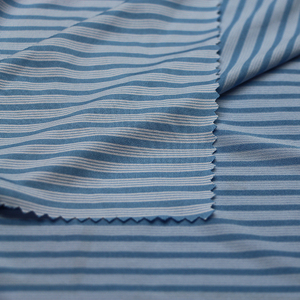 Sản Phẩm Mới Vải Khô <span class=keywords><strong>Polyester</strong></span> Tái Chế Áo Thi Đấu Sọc <span class=keywords><strong>100</strong></span> <span class=keywords><strong>Polyester</strong></span> Vải Áo Thun Bóng Đá Thoáng Khí - Product Image 4