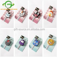 Cadeaux promotionnels personnalisés en gros 3D mignon Anime dessin animé lumineux LED en silicone PVC souple étui à clés de voiture lampe de poche porte-clés