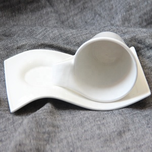 A granel clásico <span class=keywords><strong>real</strong></span> café y té de <span class=keywords><strong>la</strong></span> taza de café de cerámica de porcelana de <span class=keywords><strong>la</strong></span> onda de <span class=keywords><strong>la</strong></span> taza - Product Image 3