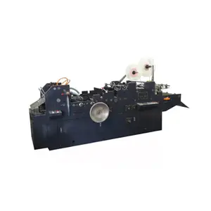 Machine automatique pour la fabrication de rubans d'enveloppe, mm