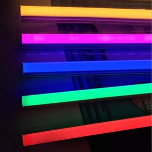 Lampu Pagar Pembatas <span class=keywords><strong>LED</strong></span> RGB <span class=keywords><strong>1200Mm</strong></span> 1500Mm, Lampu Tabung Dekorasi Kelab Malam <span class=keywords><strong>LED</strong></span> DJ Dalam Ruangan Luar Ruangan IP65