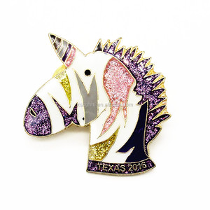 Personnalisé En Métal Émail Avec Paillettes Cheval, Insigne Pas Cher En Alliage de Zinc Épinglette Dessin Animé - Product Image 1