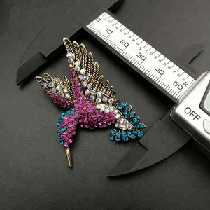 Antiguo de diamantes de imitación de oro pájaro colibrí broches Pin - Product Image 4