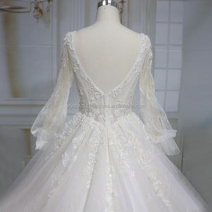 <span class=keywords><strong>Lungo</strong></span> maniche <span class=keywords><strong>in</strong></span> <span class=keywords><strong>tulle</strong></span> <span class=keywords><strong>con</strong></span> taiwan del merletto che borda UNA linea pannello esterno abiti da sposa per la sposa 2019 - Product Image 3