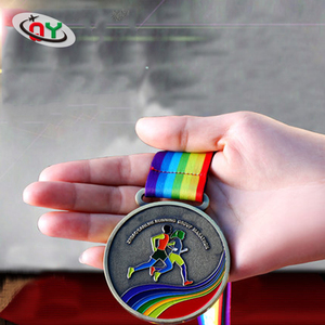 <span class=keywords><strong>El</strong></span> diseño de su propio esmalte de hierro de bronce de plástico acrílico de aleación de zinc de madera de cristal de oro de metal deportes carnaval fiesta medalla - Product Image 1
