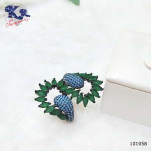 Cincin Batu Hijau Thailand 925 Custom Display Perhiasan Grosir - Product Image 4