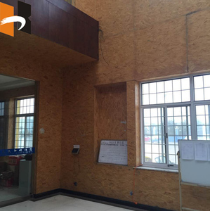 Panneau <span class=keywords><strong>OSB</strong></span> (Oriented Strand Board) à prix avantageux pour la construction en extérieur - Product Image 6